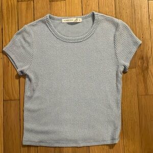 Altar'd State White Crop Ribbed Fitted T-Shirt with Crew Neck and Cap Sleeves